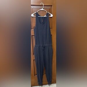 Sundry sz 4 grey romper